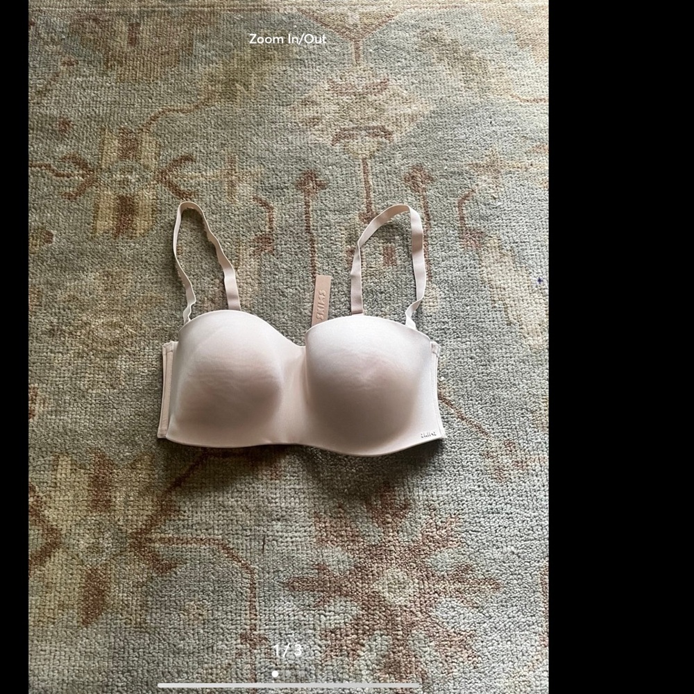 SKIMS Cream T-Shirt Bra Intimates